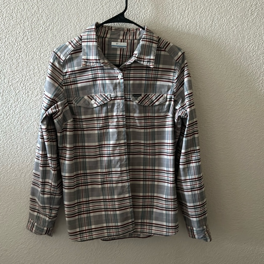 Columbia Large button up blouse